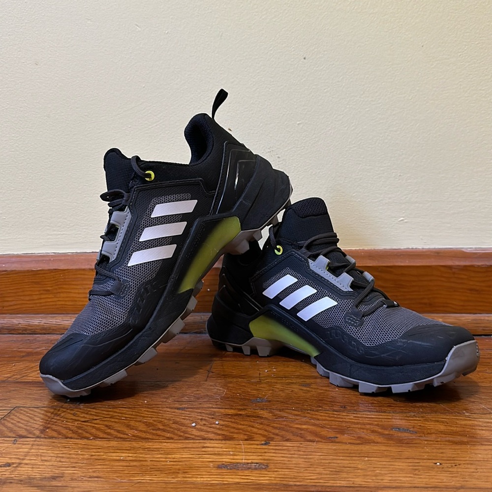 Adidas Men’s Terrex Swift R3 Gortex Hiking Shoe Size 8.5
